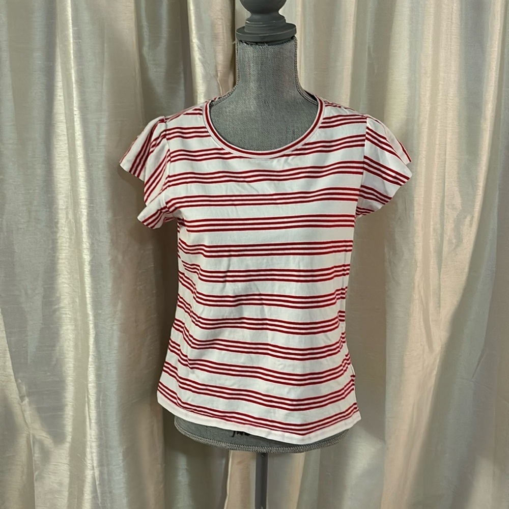 Red and white stripe short sleeve top
